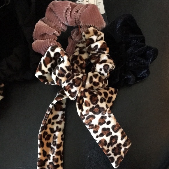 New French connection three hair ties one with bow - Picture 2 of 2